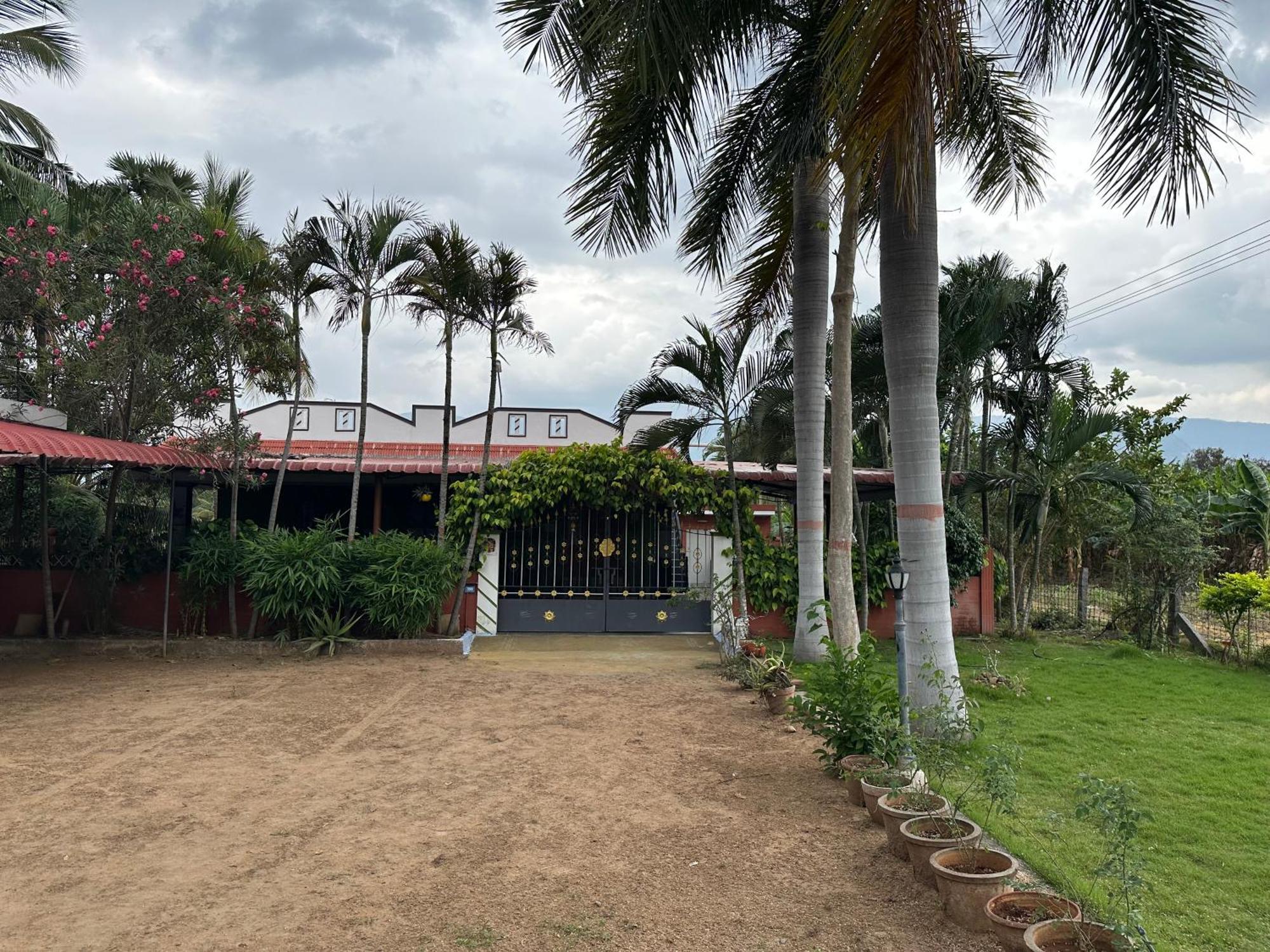 Sakthi Garden Home Stay 埃罗德 外观 照片